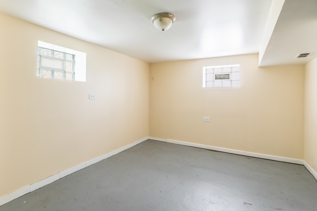 12416 S Princeton Avenue - Photo 21