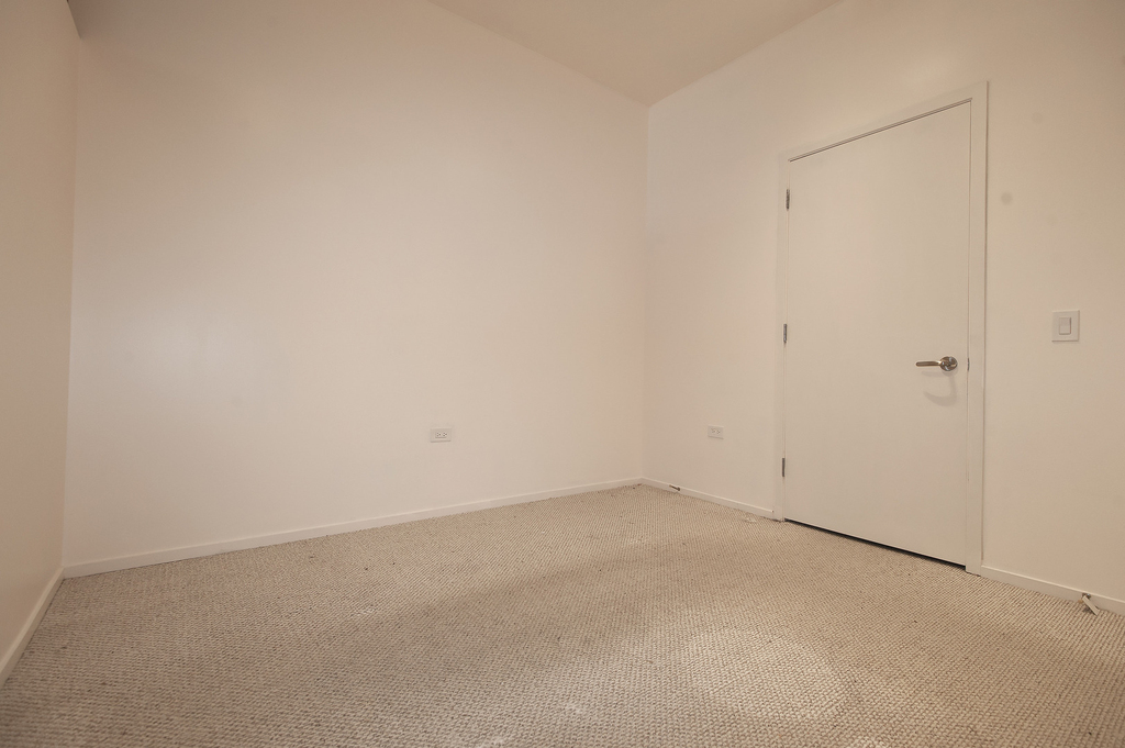 310 S Michigan Avenue - Photo 12