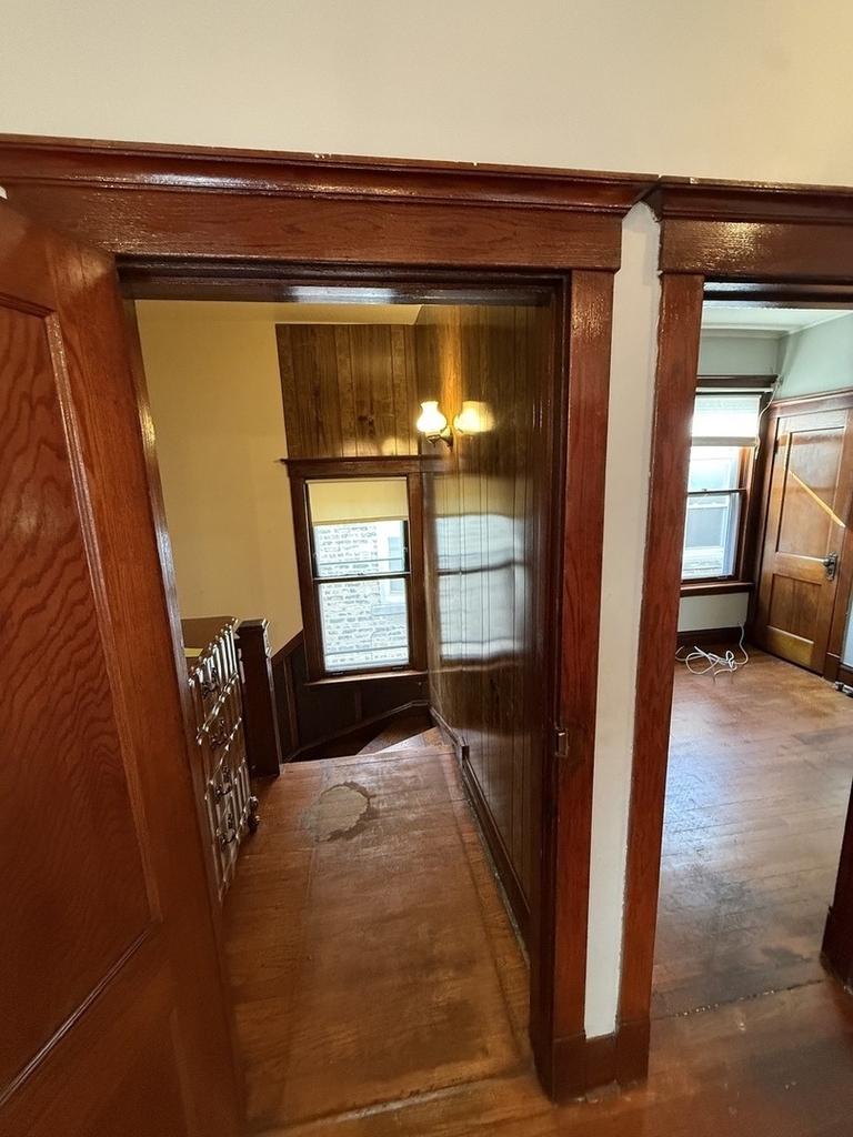 2448 W Gunnison Street - Photo 17