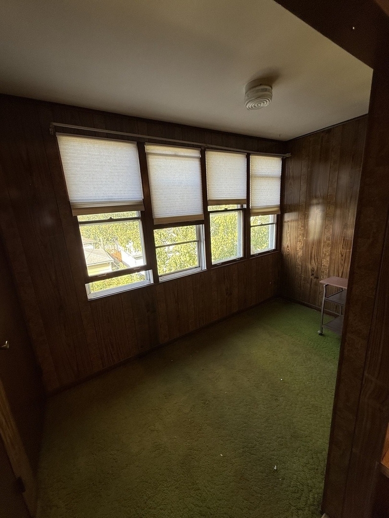 2448 W Gunnison Street - Photo 16