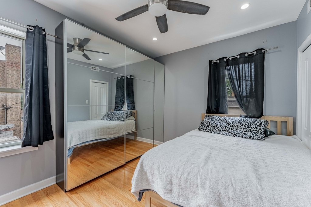 5717 N Kimball Avenue - Photo 11