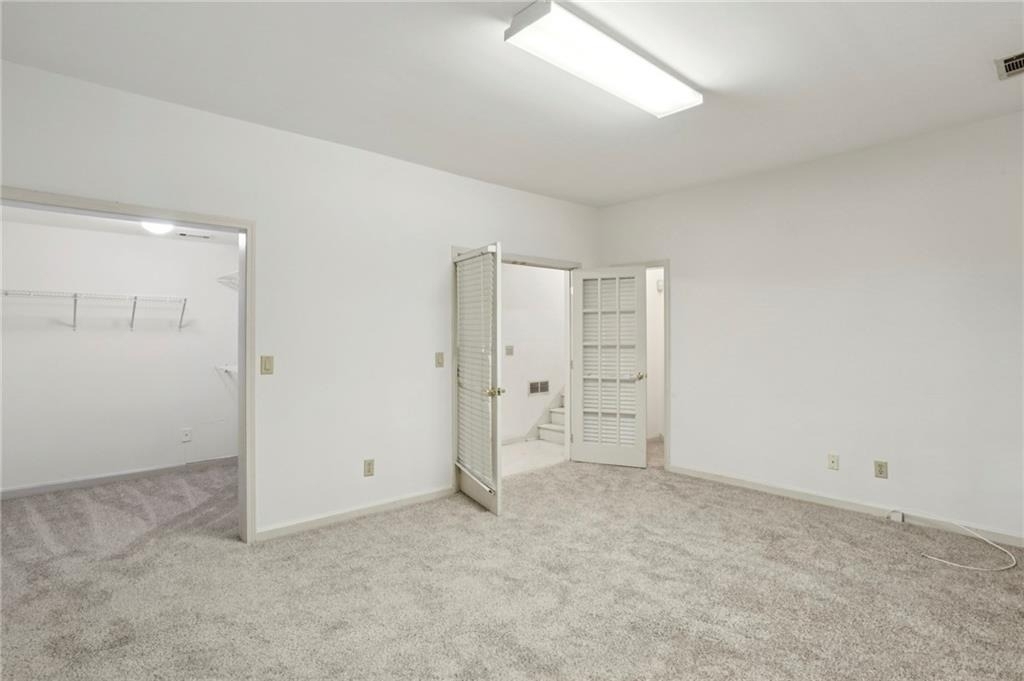 2562 Oakwood Trace - Photo 34