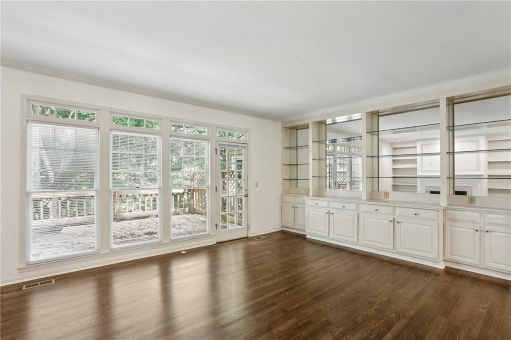 2562 Oakwood Trace - Photo 14