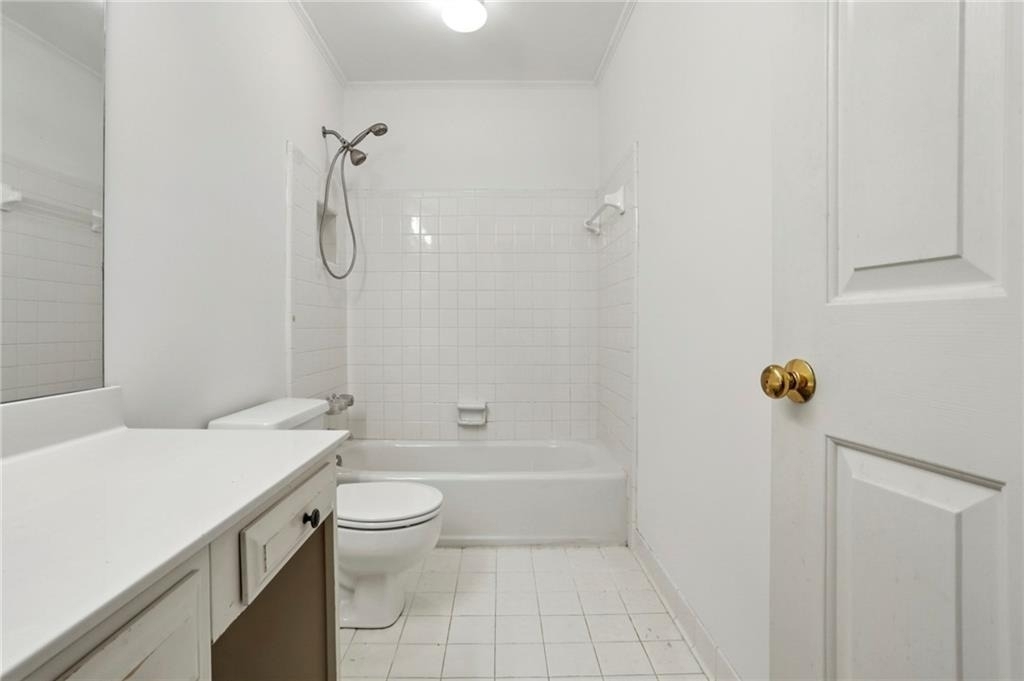 2562 Oakwood Trace - Photo 20