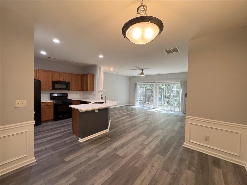 1976 Hailston Drive - Photo 2