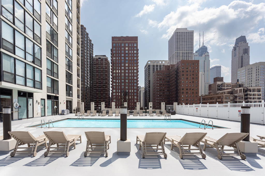 1122 N Clark Street - Photo 17