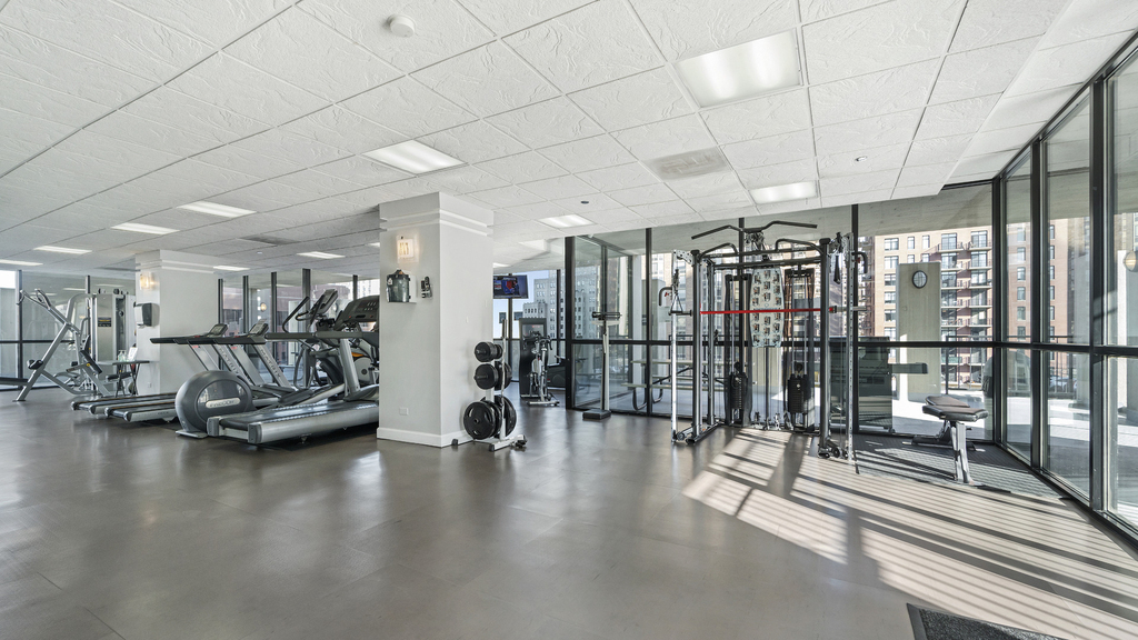 1122 N Clark Street - Photo 15