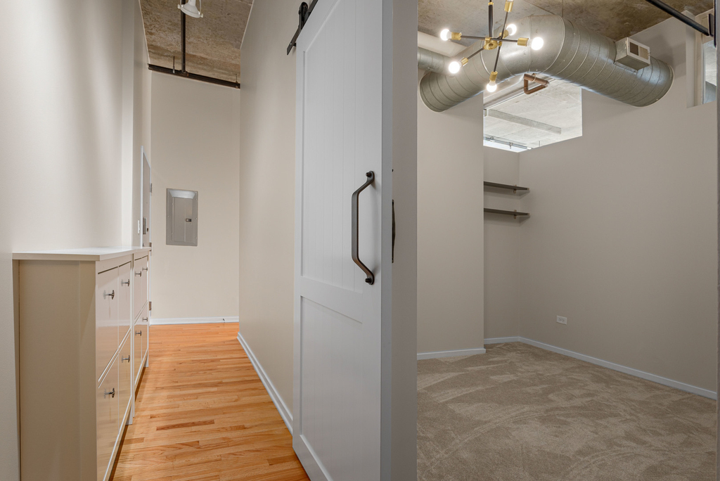 933 W Van Buren Street - Photo 14