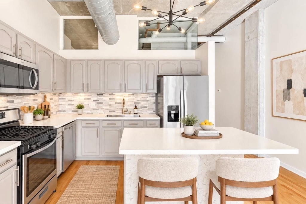 933 W Van Buren Street - Photo 5