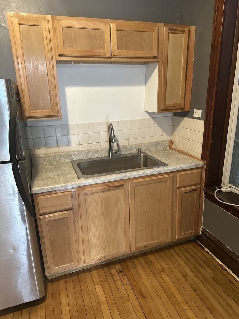 3243 N Hoyne Avenue - Photo 4