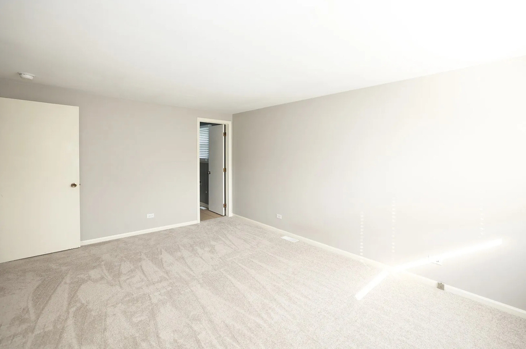 1329 Stonegate Road - Photo 8