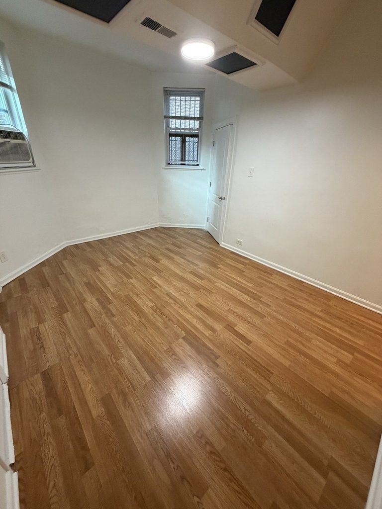 6225 N Francisco Avenue - Photo 8