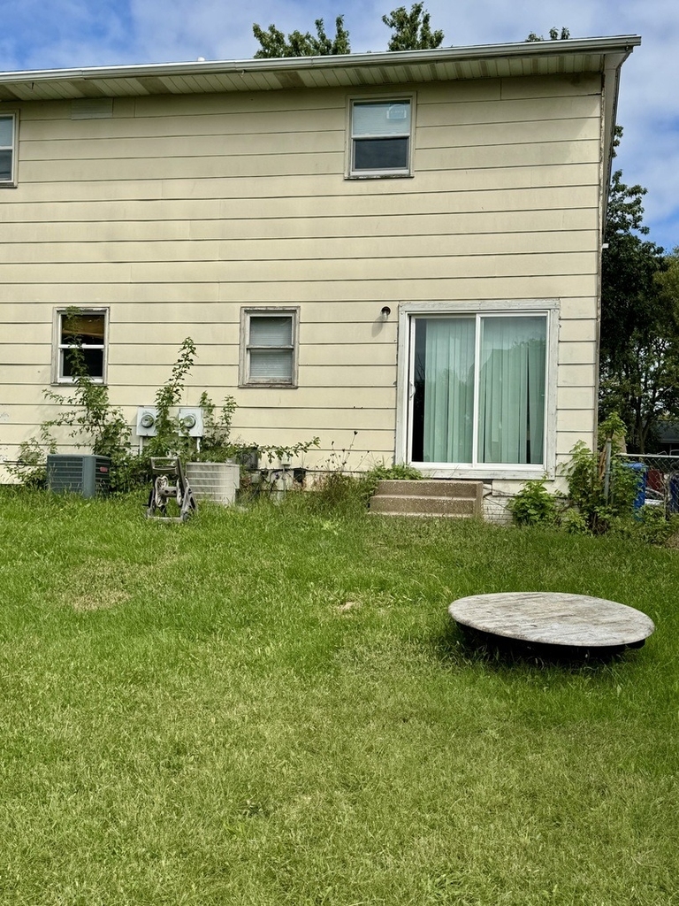 629 W 64th Street - Photo 10