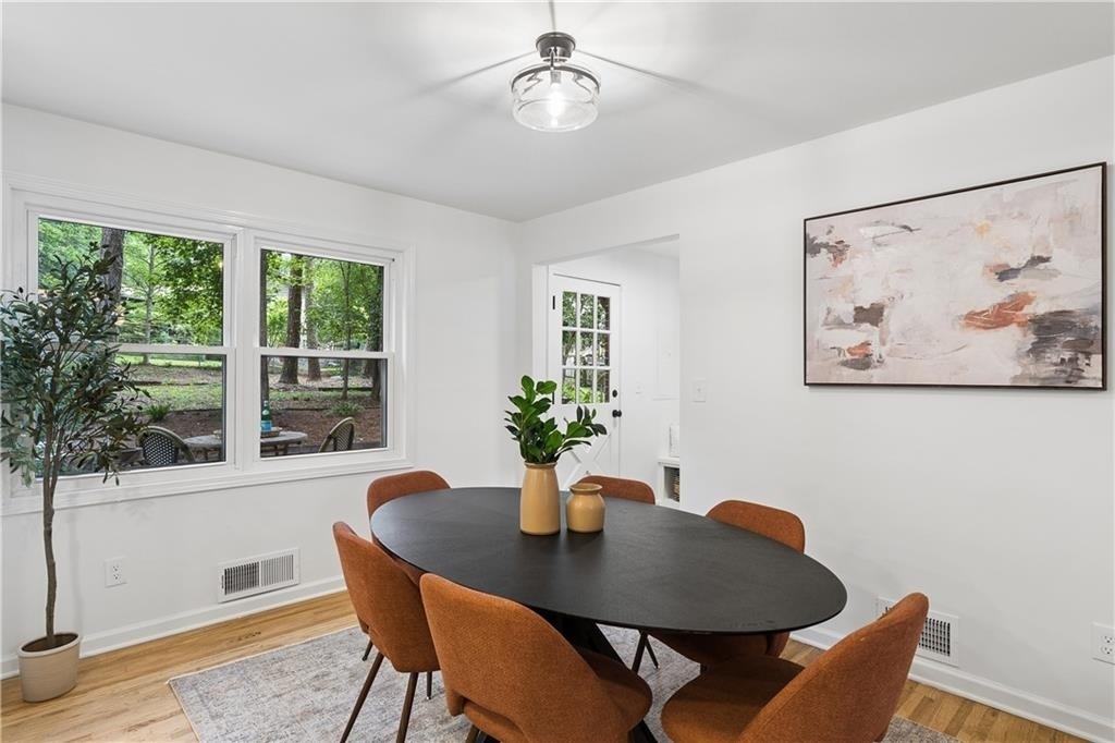 1303 Faraday Place - Photo 9