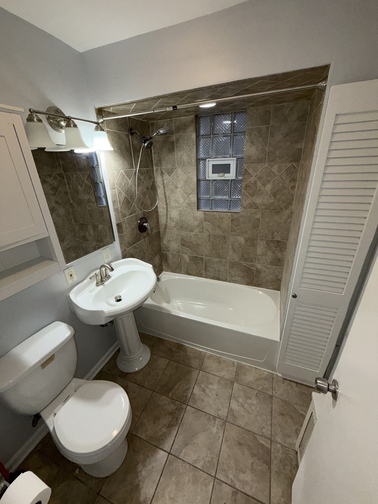 2045 N Tripp Avenue - Photo 6