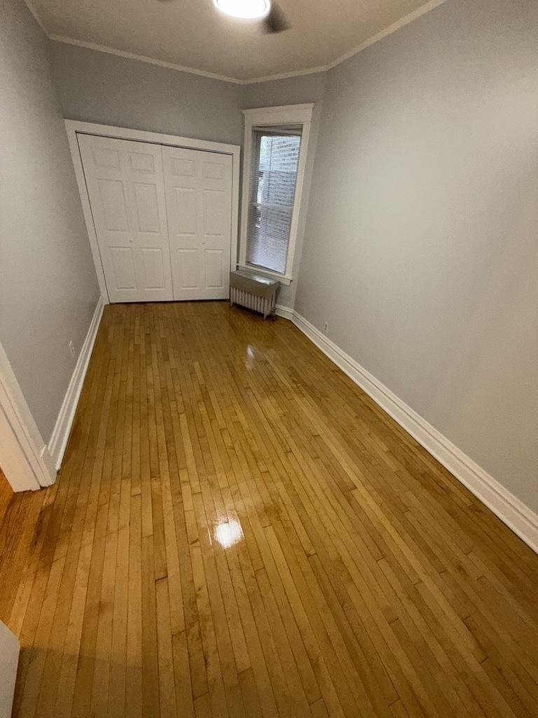 2045 N Tripp Avenue - Photo 4