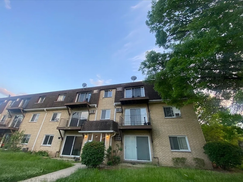 92 Olesen Drive - Photo 0