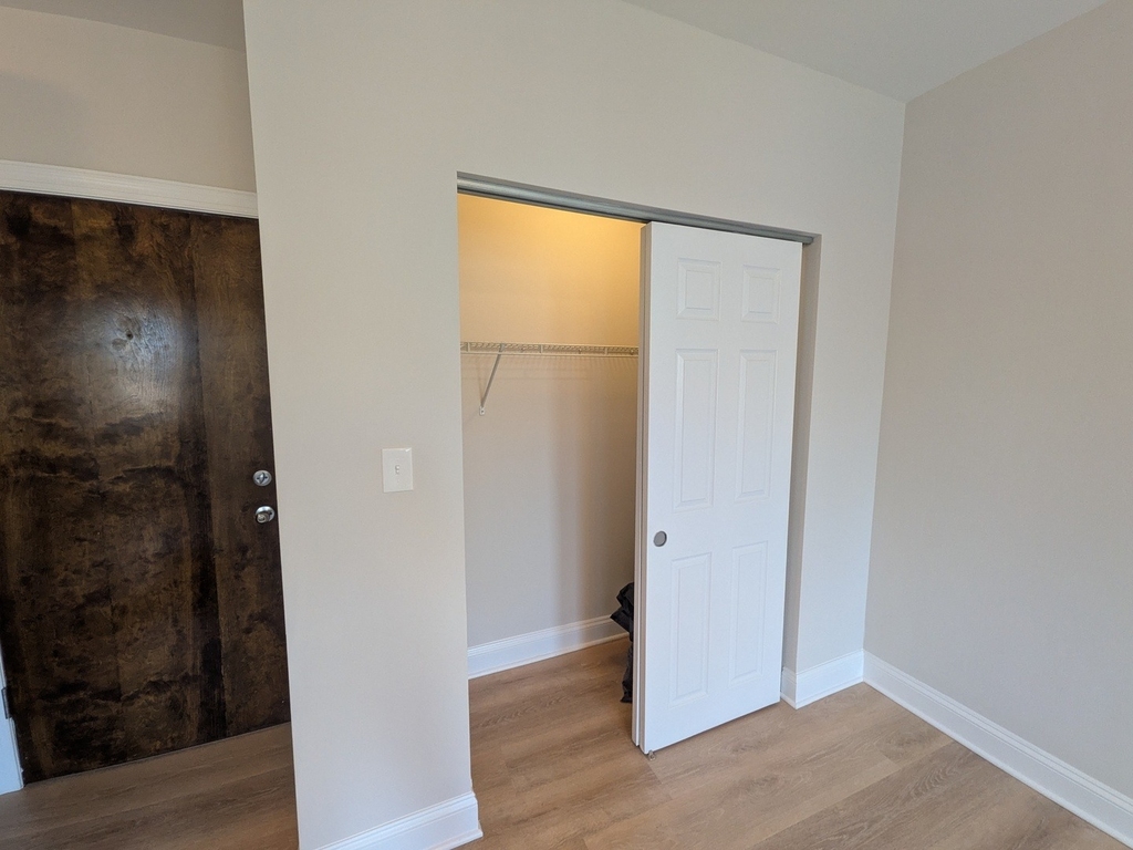 2600 N Kimball Avenue - Photo 8