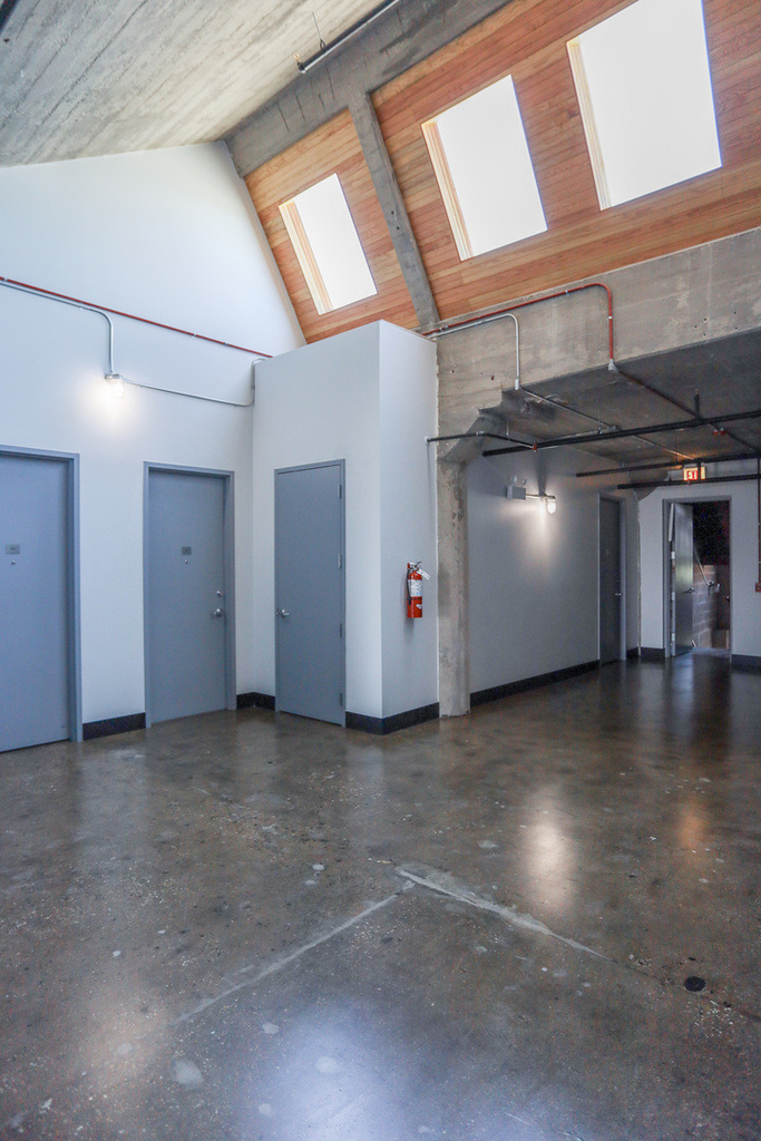 4046 N Hermitage Avenue - Photo 13