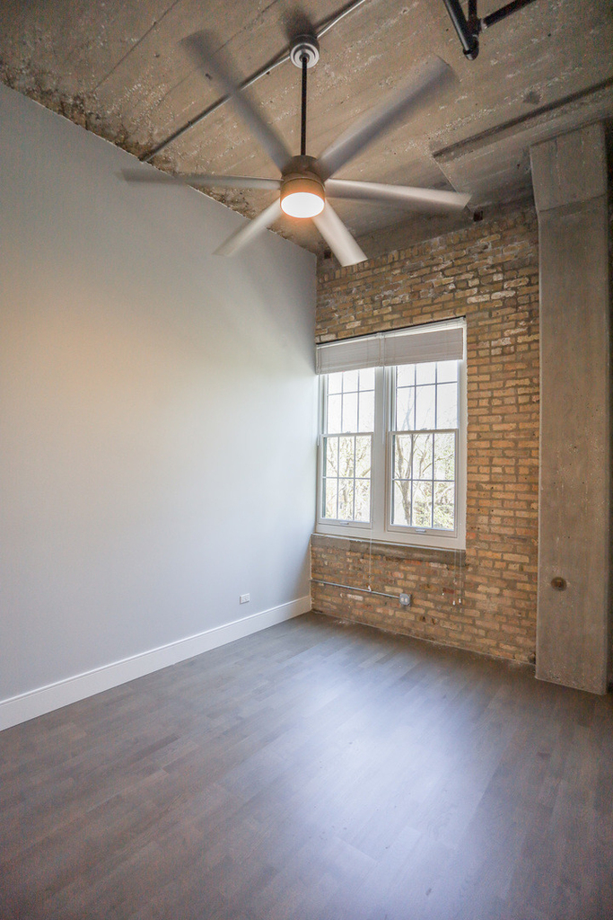 4046 N Hermitage Avenue - Photo 7