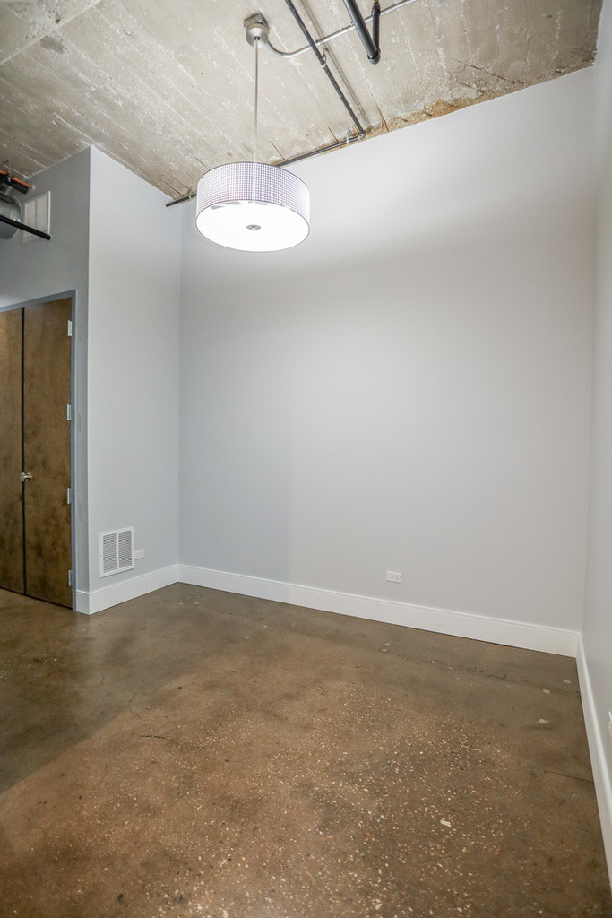 4046 N Hermitage Avenue - Photo 8