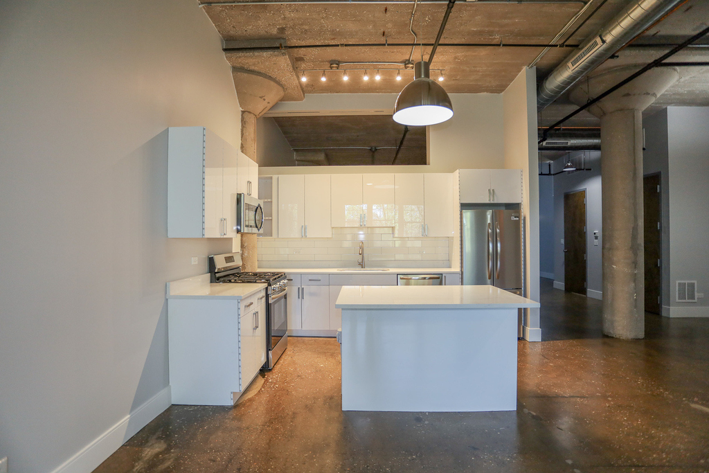 4046 N Hermitage Avenue - Photo 3