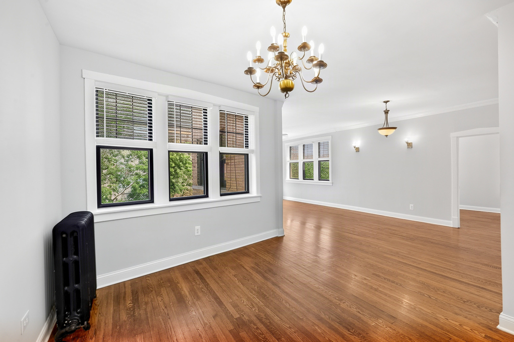 7626 N Eastlake Terrace - Photo 3