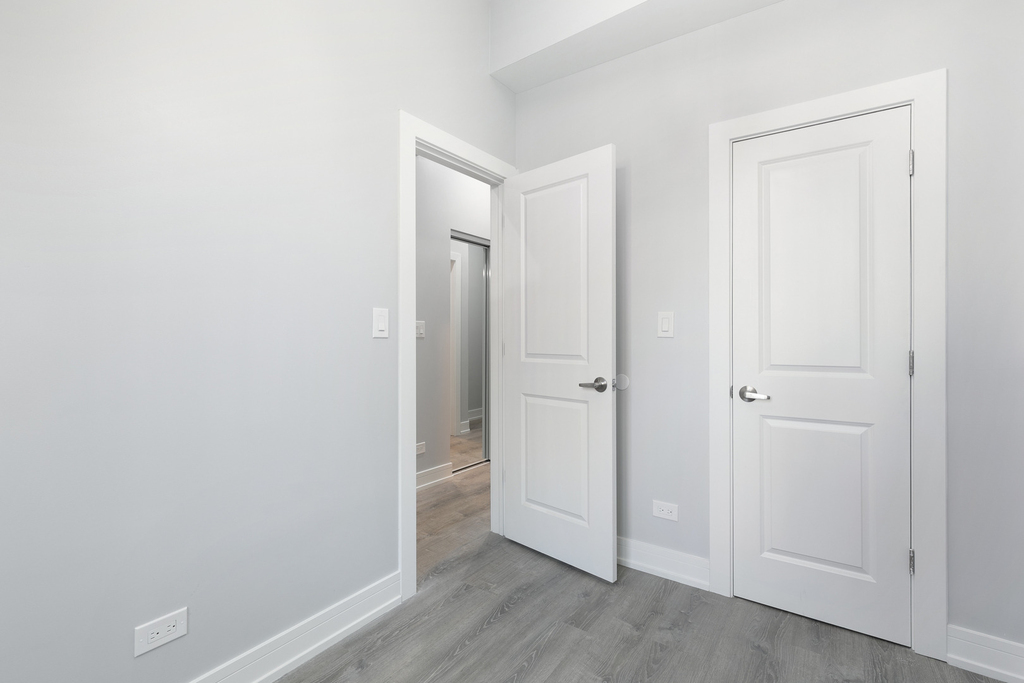 7626 N Eastlake Terrace - Photo 8