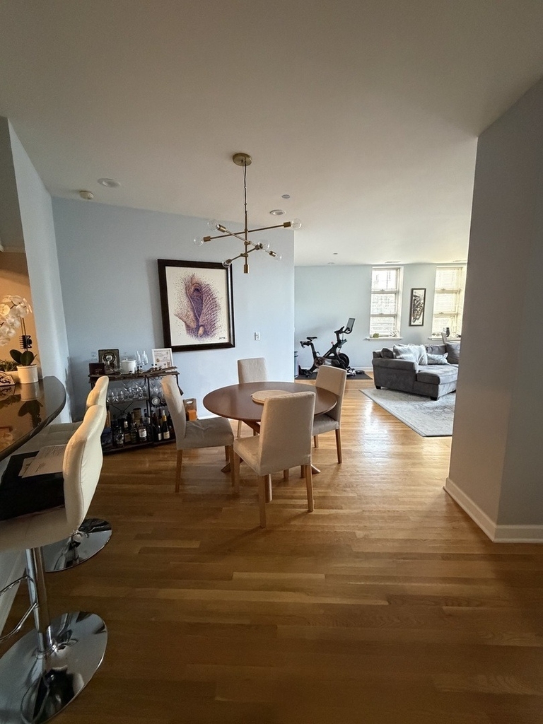 2100 N Racine Avenue - Photo 4