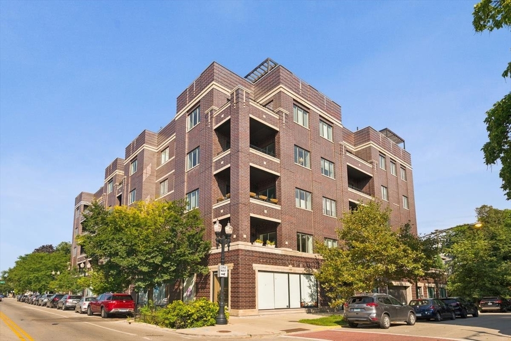 4802 N Bell Avenue - Photo 0