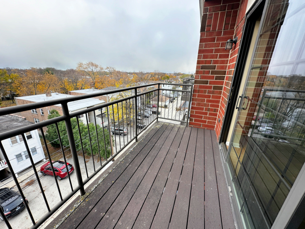 8255 Skokie Boulevard - Photo 3