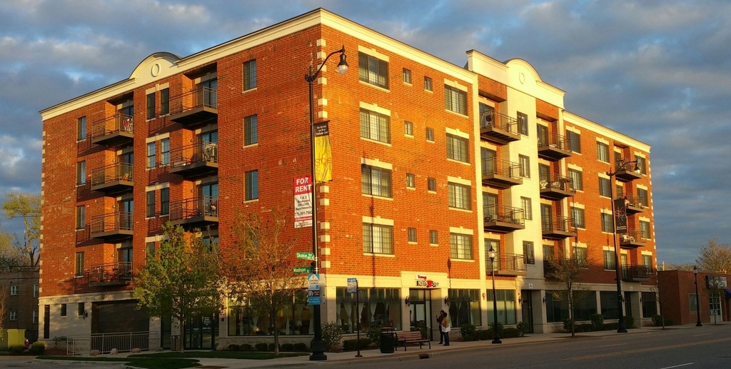 8255 Skokie Boulevard - Photo 0