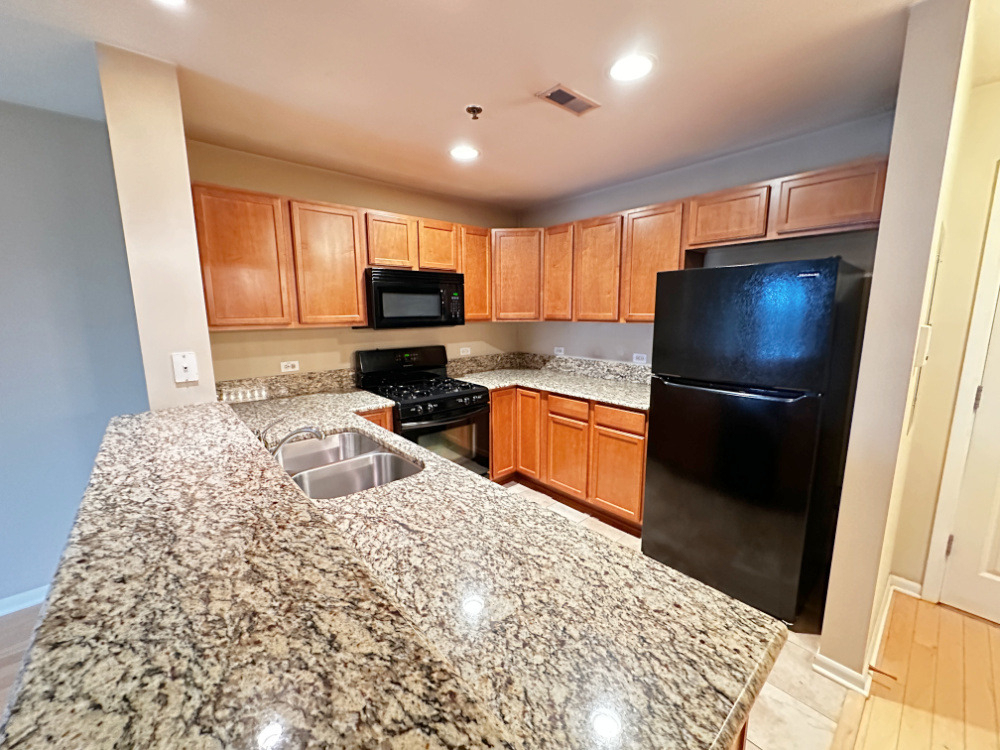 8255 Skokie Boulevard - Photo 5