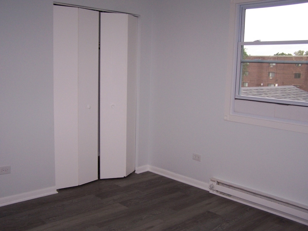 1950 Sheila Street - Photo 9