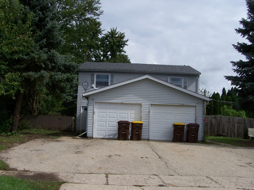 1950 Sheila Street - Photo 0