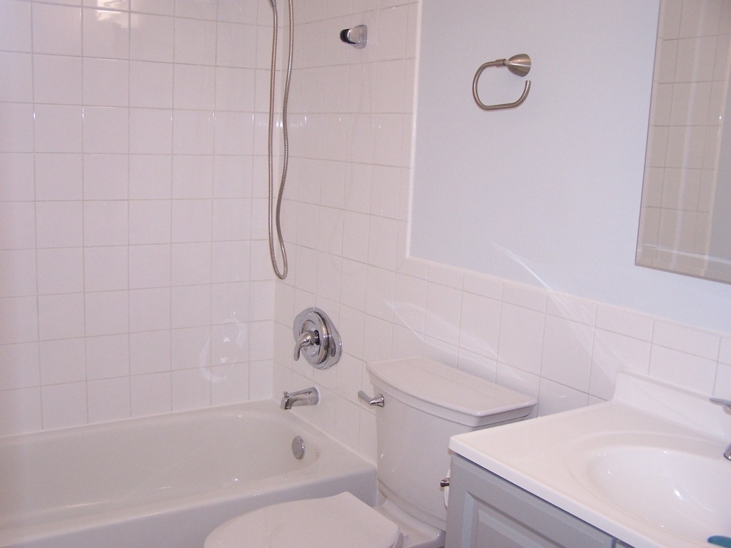 1950 Sheila Street - Photo 11