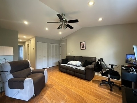 215 Brett Circle - Photo 3