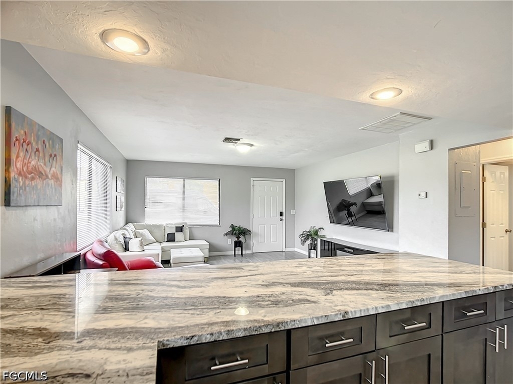 5000 Sw 16th Place - Photo 8