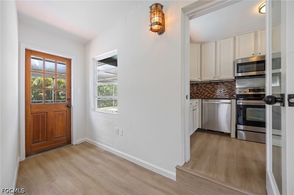 1575 Grace Avenue - Photo 22