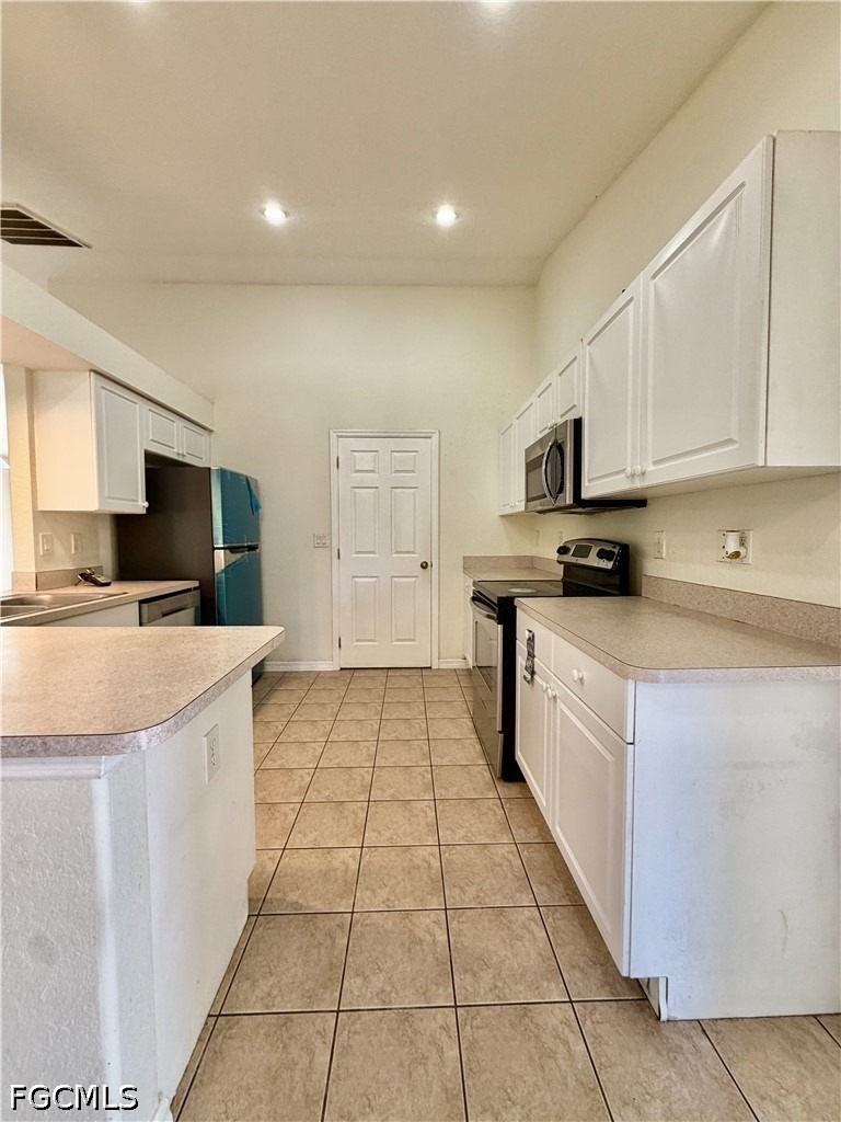 1019 Angelo Avenue - Photo 3