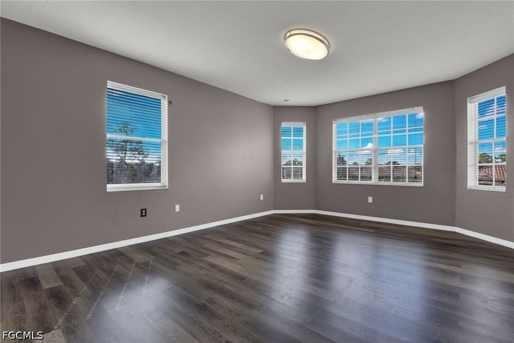 11258 Coimbra Lane - Photo 30