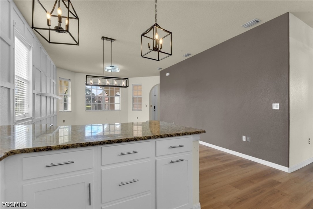 11258 Coimbra Lane - Photo 8