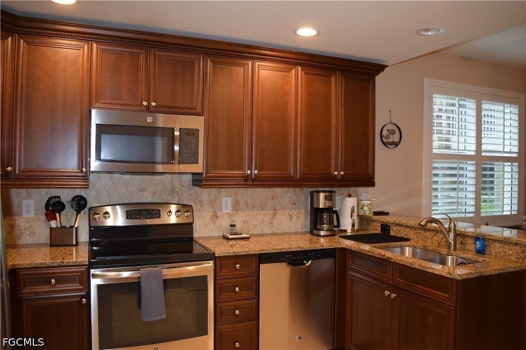 6661 Alden Woods - Photo 3