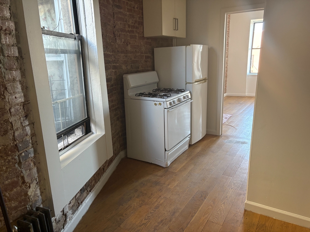 W.145th St and Amsterdam Avenue - Photo 0