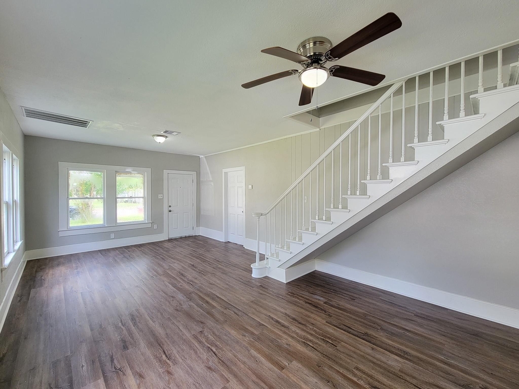 605 N Avenue A - Photo 20