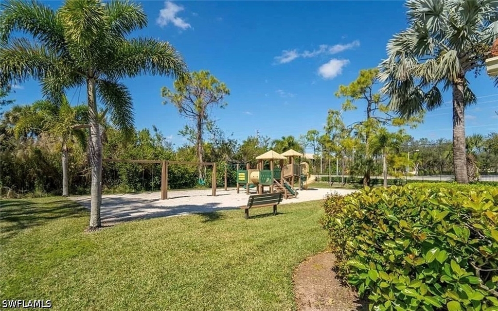 8255 Ibis Club Drive - Photo 3