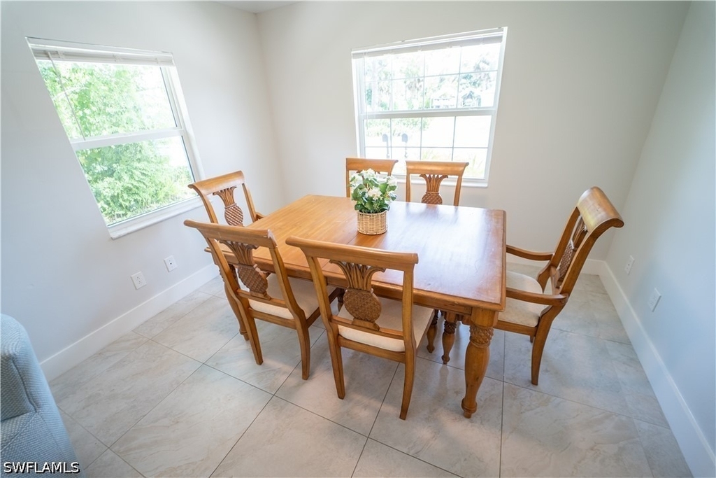 27302 Dortch Avenue - Photo 4