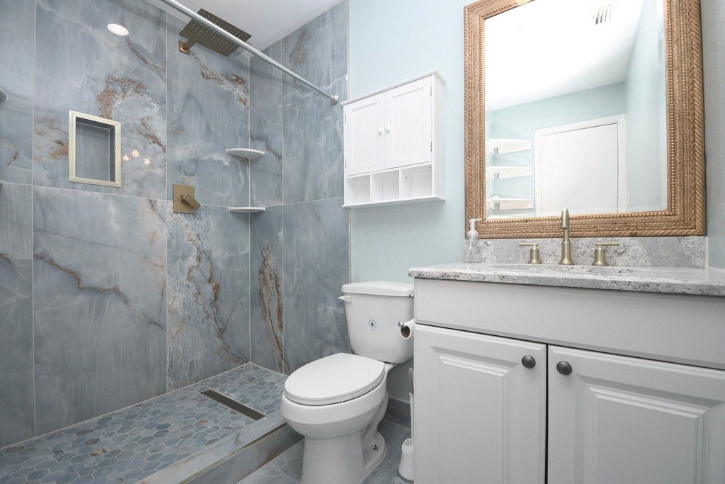 9536 Windswept Lane - Photo 10
