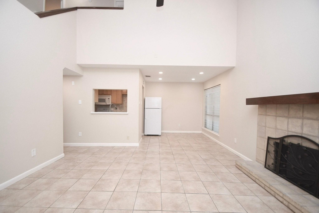 9536 Windswept Lane - Photo 0