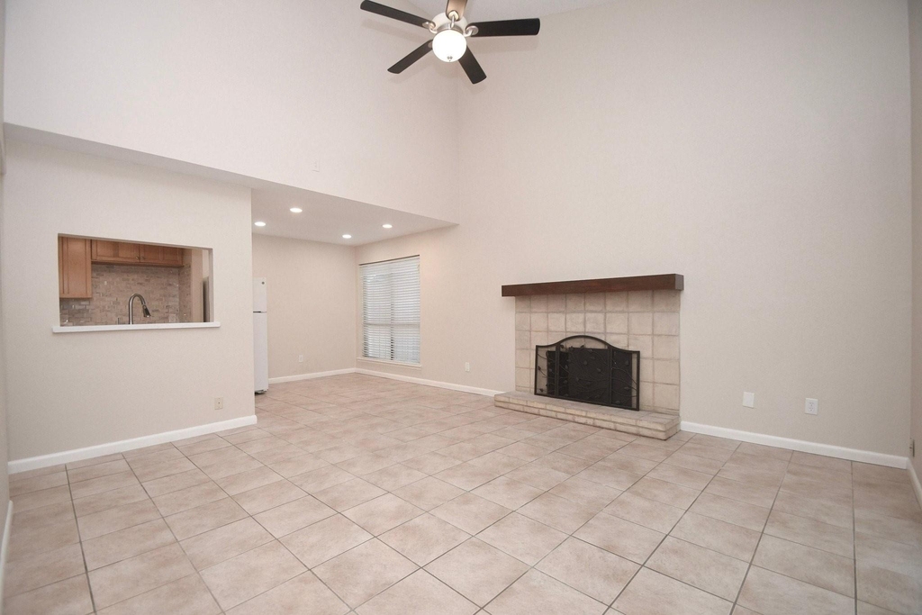 9536 Windswept Lane - Photo 1